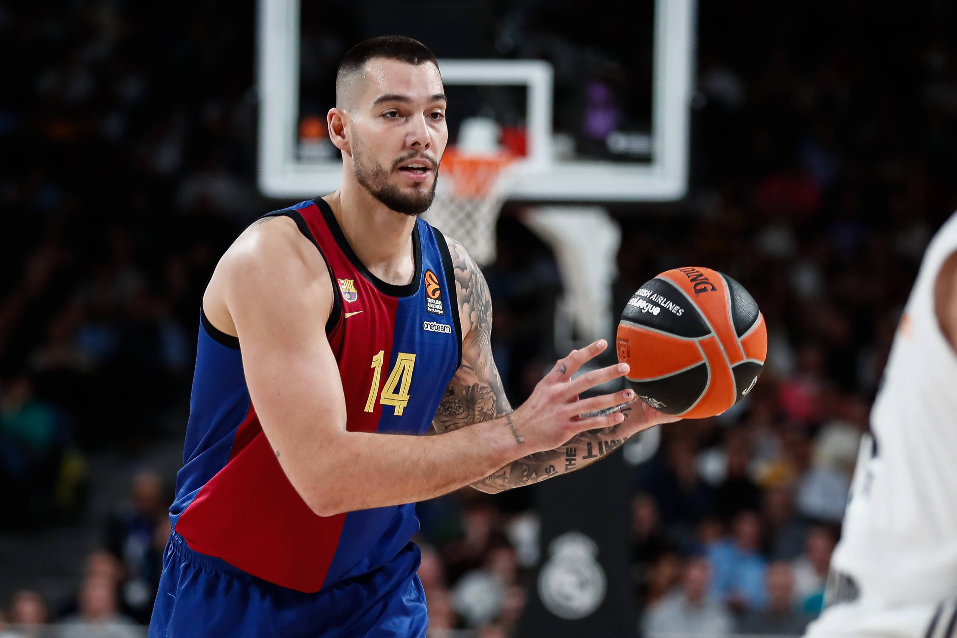 Willy Hernangómez ‘bloquea’ los próximos fichajes de Barça Basket