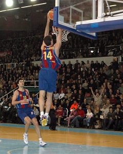 Phil Ricci jugará la Euroliga con el Le Mans y Rodrigo De la Fuente juega un amistoso con la Benetton