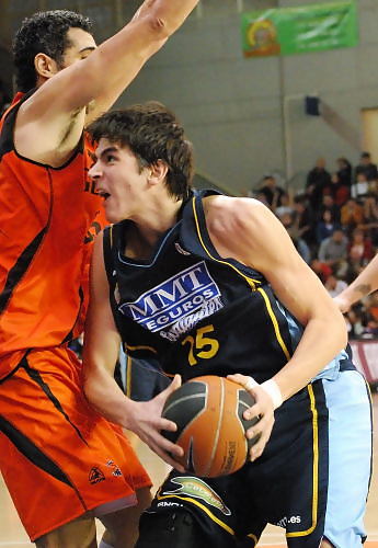 ¿Gripe A en la ACB? El Estu, con cuatro posibles afectados