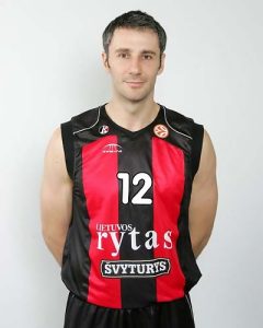 Pamesa Valencia cierra el fichaje del pívot bosnio Haris Mujezinovic