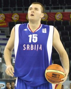 Mahmuti, nombrado mejor entrenador de la Eurocup; Macvan, mejor jugador joven