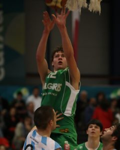 Donatas Motiejunas sigue el camino de Jan Vesely y también se retira del draft