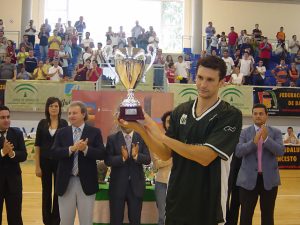 Raúl Pérez jugará en Los Barrios