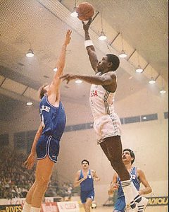 ¿Por qué era tan bueno Nate Davis? Por Anicet Lavodrama