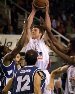 Tres más para el Peñas de Huesca