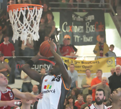 CajaRioja negocia con Jean Francois