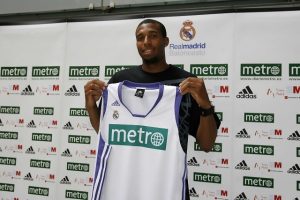 El Real Madrid ata a Quinton Hosley