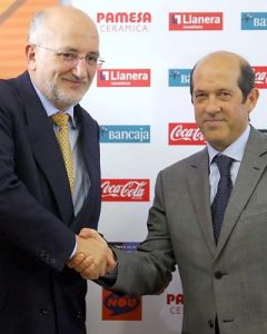 Las peñas de Pamesa se manifiestan para que Juan Roig siga apoyando el básquet