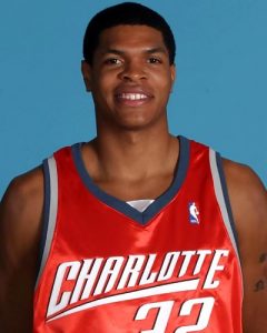 Tamar Slay, más talento NBA para el Akasvayu