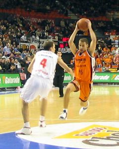 Se concreta la cesión de Llompart al Murcia