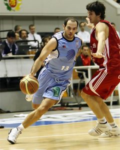 LEB-Oro, J5 (y II): Lucentum sufre para salir invicto de Vic y Héctor García destaca contra sus ex