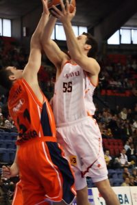 Zoco ACB: ¿Radenovic, al Estu? ¿Valters, al Fuenla? ¿Aguilar, al Cebé? ¿Seibutis, a Bilbao?