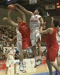 El Drac Inca ficha al pívot Deyan Ivanov