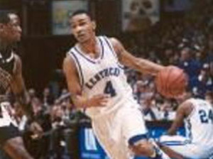 Un pasaporte búlgaro para Pete Mickeal abre las puertas del TAU a Gerald Fitch