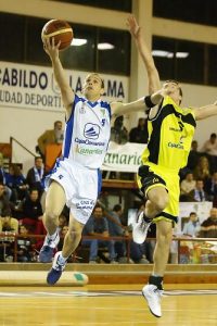 Nuestro blogger Carles Canals pasa por quirófano este lunes