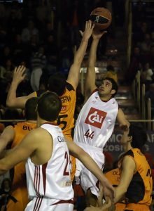 Ex-ACB’s para la LEB: Roberto Guerra renueva en CAI Zaragoza y Diego Sánchez ficha por Vive Menorca