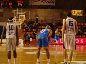 Adecco Oro J.18 (I): Melilla se queda helado en la noche burgalesa y CAI Zaragoza da el gran traspiés en Tarragona. Socas Canarias sigue imparable