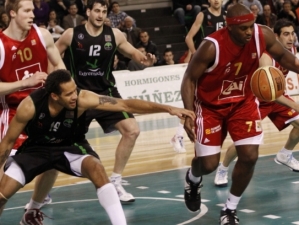 Ira Newble deja Cáceres al caer lesionado 20 días después de su fichaje y será sustituido por Shawn Taggart