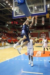 LEB-J24 (I): Los triples mantienen líder al Bruesa GBC