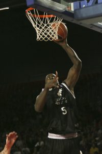 Bizkaia Bilbao Basket da otra oportunidad a Moiso (y más rumores en torno al club)