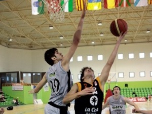 La Penya sigue confiando en la cantera: Marko Todorovic pasa a ser jugador de la primera plantilla. César Sanmartín le sustituirá en el CB Prat