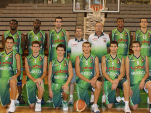 LEB Plata, Grupo A – J.5: Huesca lidera en solitario mientras que Caja Rioja se da un homenaje. Stevie Johnson iguala la mejor marca en el MVP (Quiniela abierta)