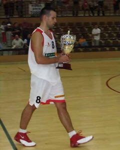 Torrevieja pone la guinda con Xavi Sánchez-Bernat