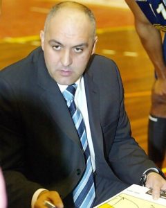 Pablo Alonso es el encargado de tratar de reflotar la nave del Fontedoso Carrefour el Bulevar de Ávila