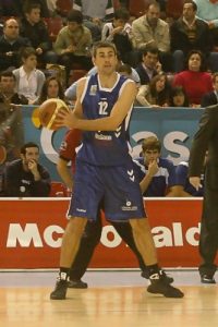 José Ferrer, el hombre récord de las Ligas Adecco, alcanzó los 400 partidos, los 4.000 puntos y los 500 triples anotados (Incluye entrevista)