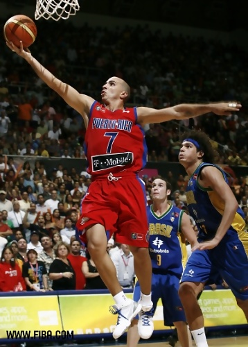 Paco Olmos decide los 12 jugadores de Puerto Rico para la Copa del Mundo