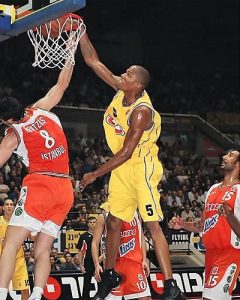 Maceo Baston deja Maccabi por la NBA y los Pacers