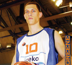 Sebastian Greene, primer fichaje de Oro de LOBE Huesca