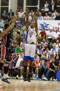 Maceo Baston rescinde su contrato con Obradoiro