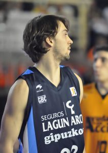 Rai López firma un mes con C.B. Granada