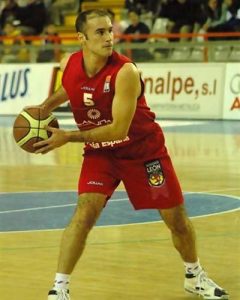 Juanjo Bernabé, lesionado, se pierde lo que queda de playoffs