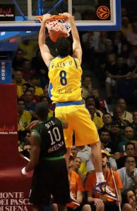 El TAU tantea a Lior Eliyahu