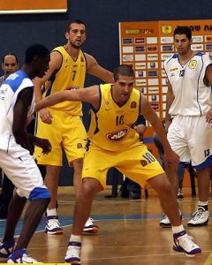 Zoco estival’06: Maccabi ya tiene favorito, Burstein podría firmar con Girona y Mumbrú tiene donde elegir