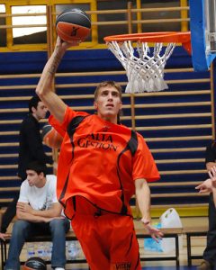 Javi Vega, cedido a Hospitalet