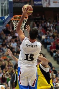 Temp. 2011-12: Jugadores Adecco Oro y Plata sin equipo confirmado (listado no oficial). 5ª parte: PIVOTS