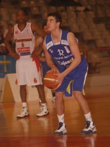 Cajasol cede al base Juan Alberto Aguilar al CB Tarragona de la Adecco Oro