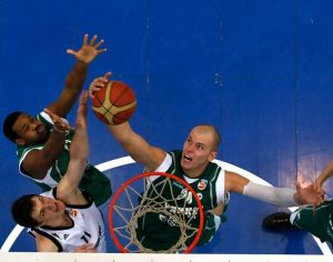 Duro golpe para Caja Laboral: Lampe, KO