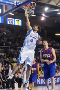 Lagun Aro GBC sitúa en el mercado a Úriz y a Doblas