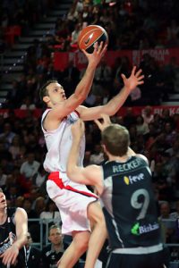 Comienza la desintegración del actual proyecto-Baskonia: Rakocevic ya es jugador de Efes Pilsen