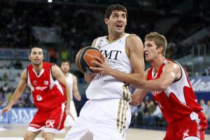 Euroleague Top 16 (J5, jueves)Basile no mata a los suyos y el Barcelona tendrá factor cancha, Real Madrid sigue con vida y PAO y Maccabi se clasifican