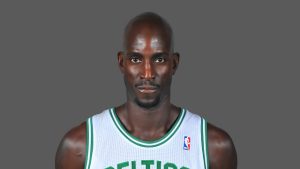 Kevin Garnett representará el orgullo verde durante otras tres temporadas