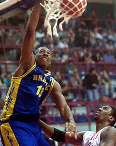 El gran Oscar Schmidt arremete contra los NBA de Brasil: Lenadrinho Barbosa y Nene Hilario