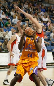 Darryl Middleton vuelve a Girona a los 45 años tras pasar por Valencia Basket