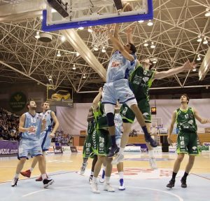 El ‘Dominican power’ asalta la Adecco Oro: Manny Quezada y James Feldeine