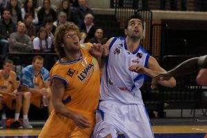 Novedades Adecco Plata: Iurgi Caminos se hace cargo de Lan Mobel ISB y Básquet Coruña renueva a Víctor Hidalgo y Javier Lucas y confirma a Xavi López