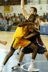 Los jóvenes Bakary Konate y Samuel Domínguez, cedidos por Gran Canaria 2014 a U.B. La Palma